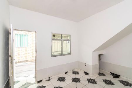 Sala de casa para alugar com 2 quartos, 60m² em Colégio, Rio de Janeiro