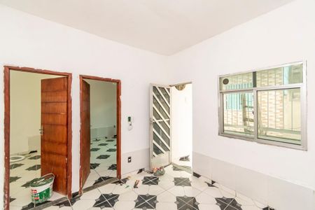 Sala de casa para alugar com 2 quartos, 60m² em Colégio, Rio de Janeiro