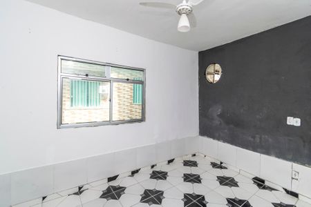 Quarto 1 de casa para alugar com 2 quartos, 60m² em Colégio, Rio de Janeiro