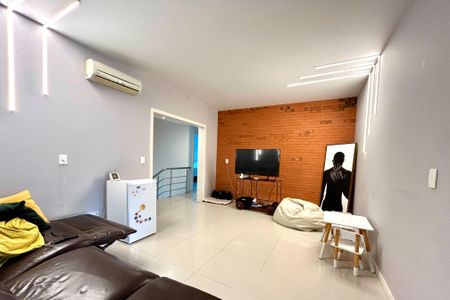 Casa para alugar com 550m², 4 quartos e 4 vagasSala 2