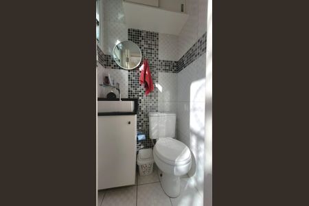 Casa de condomínio à venda com 138m², 3 quartos e 2 vagas