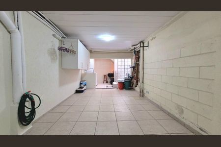 Casa de condomínio à venda com 138m², 3 quartos e 2 vagas