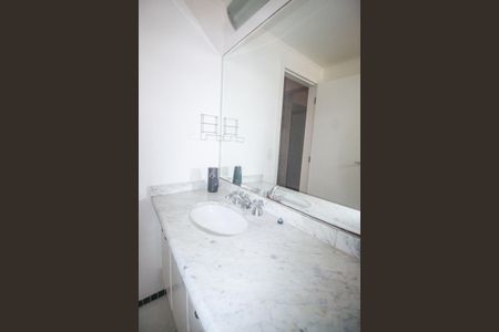 Apartamento para alugar com 164m², 3 quartos e 3 vagasBanheiro da Suíte 1