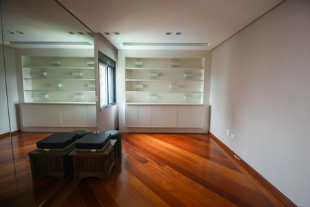 Apartamento para alugar com 164m², 3 quartos e 3 vagasSala