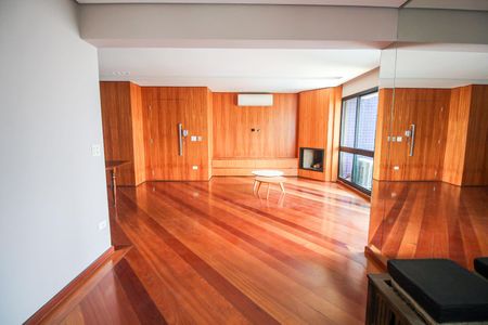 Apartamento para alugar com 164m², 3 quartos e 3 vagasSala