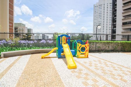 Apartamento para alugar com 164m², 3 quartos e 3 vagasÁrea comum - Playground