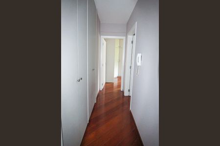 Apartamento para alugar com 164m², 3 quartos e 3 vagasCorredor