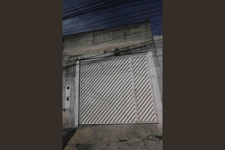 Casa para alugar com 60m², 2 quartos e 2 vagas Casa para alugar com 60m², 2 quartos e 2 vagasFachada