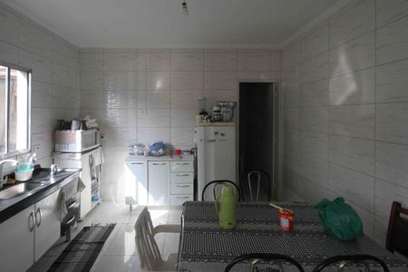 Casa para alugar com 60m², 2 quartos e 2 vagas Casa para alugar com 60m², 2 quartos e 2 vagasCozinha