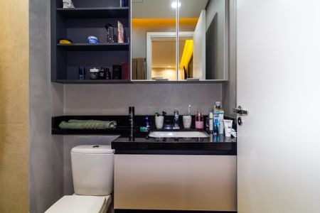 Apartamento à venda com 31m², 1 quarto e sem vagaBanheiro da Suíte