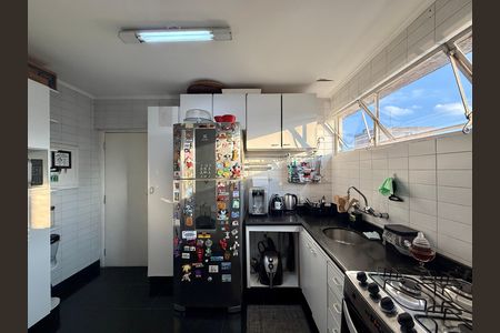 Apartamento à venda com 98m², 2 quartos e 1 vaga Apartamento à venda com 98m², 2 quartos e 1 vagaCozinha