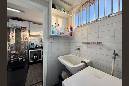 Apartamento à venda com 98m², 2 quartos e 1 vaga Apartamento à venda com 98m², 2 quartos e 1 vagaÁrea de Serviço