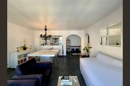 Apartamento à venda com 98m², 2 quartos e 1 vaga Apartamento à venda com 98m², 2 quartos e 1 vagaSala