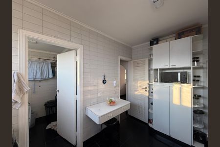 Apartamento à venda com 98m², 2 quartos e 1 vaga Apartamento à venda com 98m², 2 quartos e 1 vagaCozinha