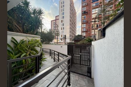 Apartamento à venda com 98m², 2 quartos e 1 vaga Apartamento à venda com 98m², 2 quartos e 1 vagaEntrada