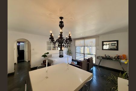Apartamento à venda com 98m², 2 quartos e 1 vaga Apartamento à venda com 98m², 2 quartos e 1 vagaSala