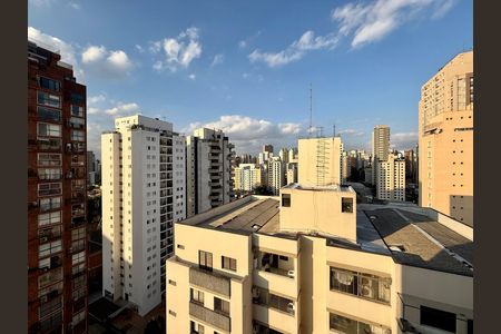 Apartamento à venda com 98m², 2 quartos e 1 vaga Apartamento à venda com 98m², 2 quartos e 1 vagaVista