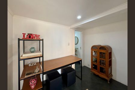 Apartamento à venda com 98m², 2 quartos e 1 vaga Apartamento à venda com 98m², 2 quartos e 1 vagaSala