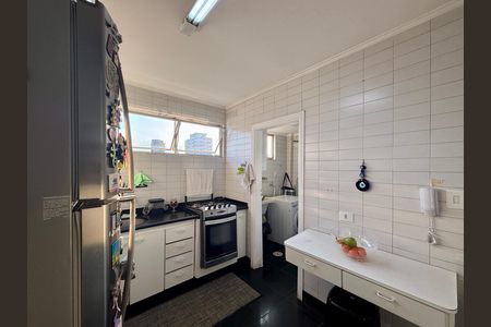 Apartamento à venda com 98m², 2 quartos e 1 vaga Apartamento à venda com 98m², 2 quartos e 1 vagaCozinha