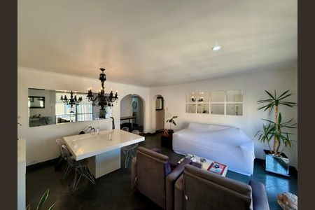 Sala  de apartamento à venda com 2 quartos, 98m² em Vila Nova Conceição, São Paulo