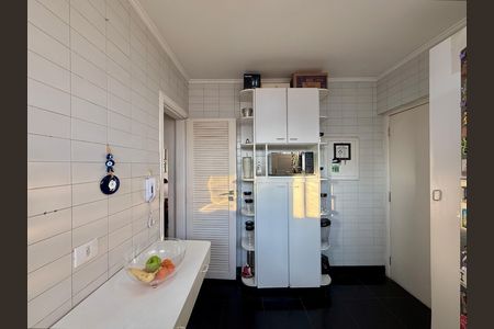 Apartamento à venda com 98m², 2 quartos e 1 vaga Apartamento à venda com 98m², 2 quartos e 1 vagaCozinha