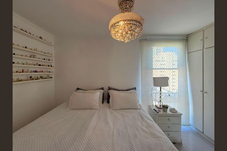 Apartamento à venda com 98m², 2 quartos e 1 vaga Apartamento à venda com 98m², 2 quartos e 1 vagaQuarto 1