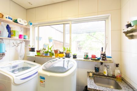 Casa à venda com 280m², 4 quartos e 1 vaga