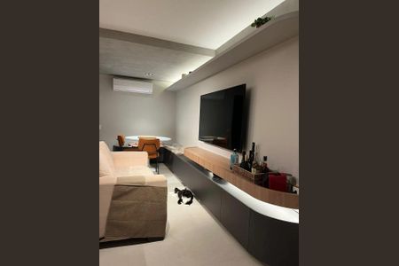 Foto 02 de kitnet/studio à venda com 2 quartos, 50m² em Moema, São Paulo