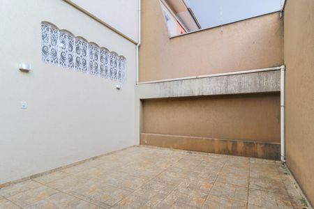 Casa à venda com 120m², 3 quartos e 2 vagasGaragem