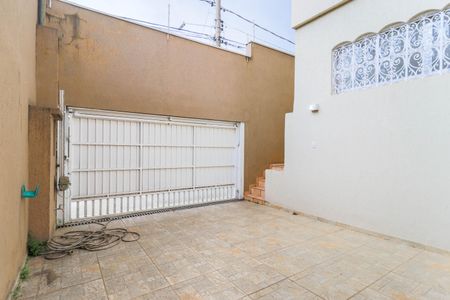 Casa à venda com 120m², 3 quartos e 2 vagasGaragem