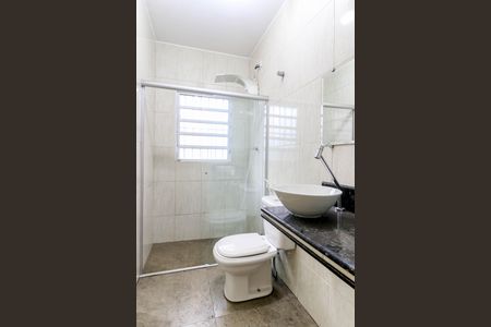 Casa à venda com 120m², 3 quartos e 2 vagasBanheiro