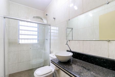 Casa à venda com 120m², 3 quartos e 2 vagasBanheiro
