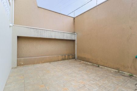 Casa à venda com 120m², 3 quartos e 2 vagasGaragem