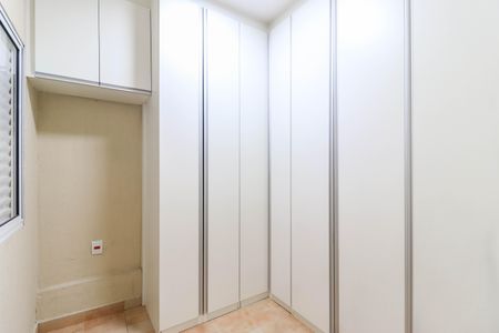 Casa à venda com 120m², 3 quartos e 2 vagasQuarto de Serviço