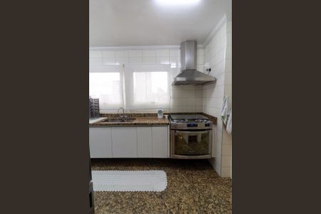 Apartamento à venda com 190m², 3 quartos e 4 vagasCozinha 