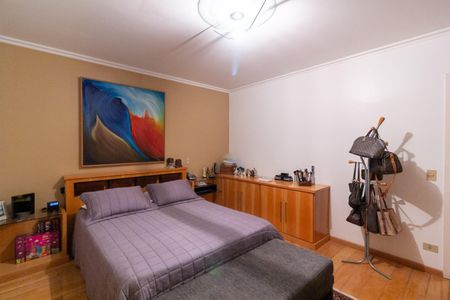 Apartamento à venda com 190m², 3 quartos e 4 vagasSuíte 2