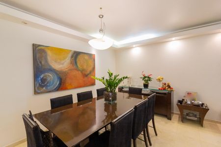 Apartamento à venda com 190m², 3 quartos e 4 vagasSala de Jantar