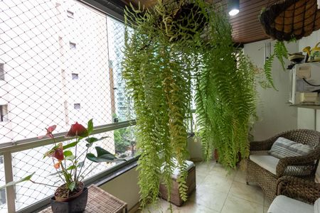 Apartamento à venda com 190m², 3 quartos e 4 vagasVaranda Sala de Estar