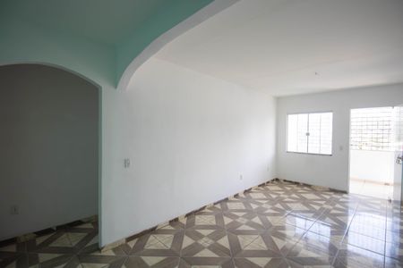 Sala de casa para alugar com 2 quartos, 220m² em Centro, São Gonçalo