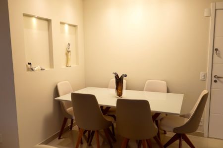Apartamento à venda com 109m², 4 quartos e 2 vagas Apartamento à venda com 109m², 4 quartos e 2 vagassala