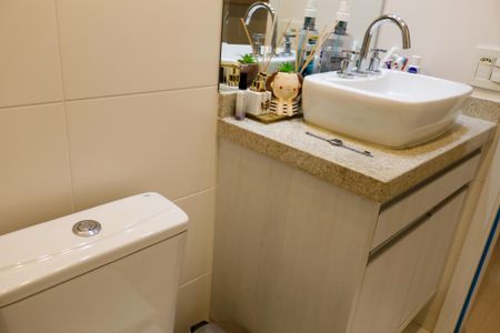 Apartamento à venda com 109m², 4 quartos e 2 vagas Apartamento à venda com 109m², 4 quartos e 2 vagasBanheiro