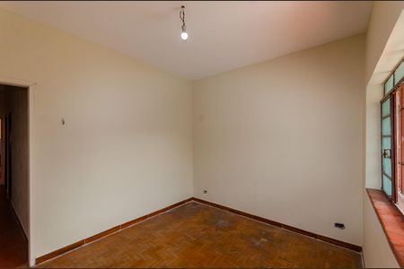 Casa à venda com 225m², 4 quartos e 3 vagasSala