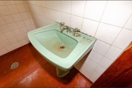 Casa à venda com 225m², 4 quartos e 3 vagasBanheiro