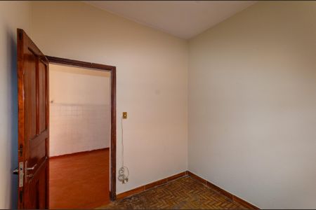 Casa à venda com 225m², 4 quartos e 3 vagasQuarto 2