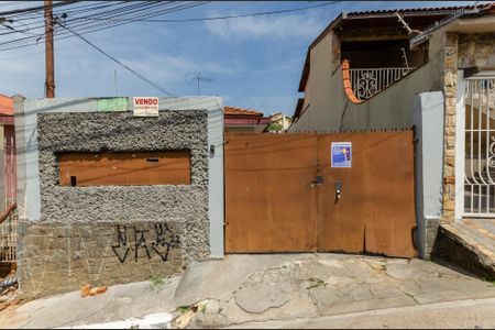 Casa à venda com 225m², 4 quartos e 3 vagasFachada