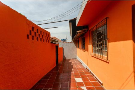 Casa à venda com 225m², 4 quartos e 3 vagasCorredor Externo