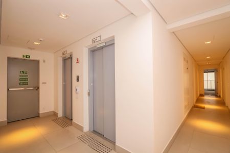 Studio para alugar com 40m², 1 quarto e 1 vagaHall Social