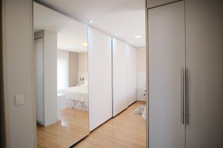 Apartamento à venda com 224m², 4 quartos e 4 vagasCloset da Suíte 3