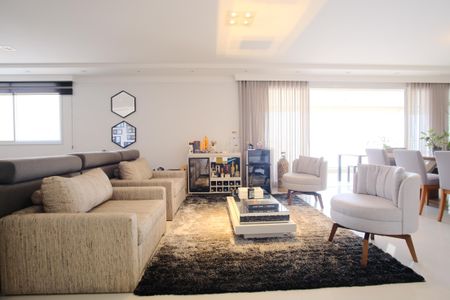 Apartamento à venda com 224m², 4 quartos e 4 vagasSala