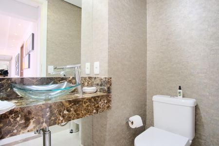 Apartamento à venda com 224m², 4 quartos e 4 vagasLavabo